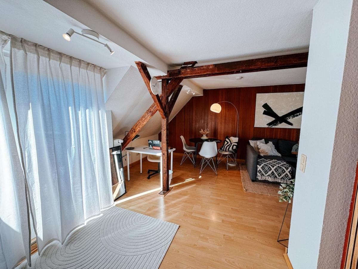 Zentral Gelegenes Rooftop-apartment In *